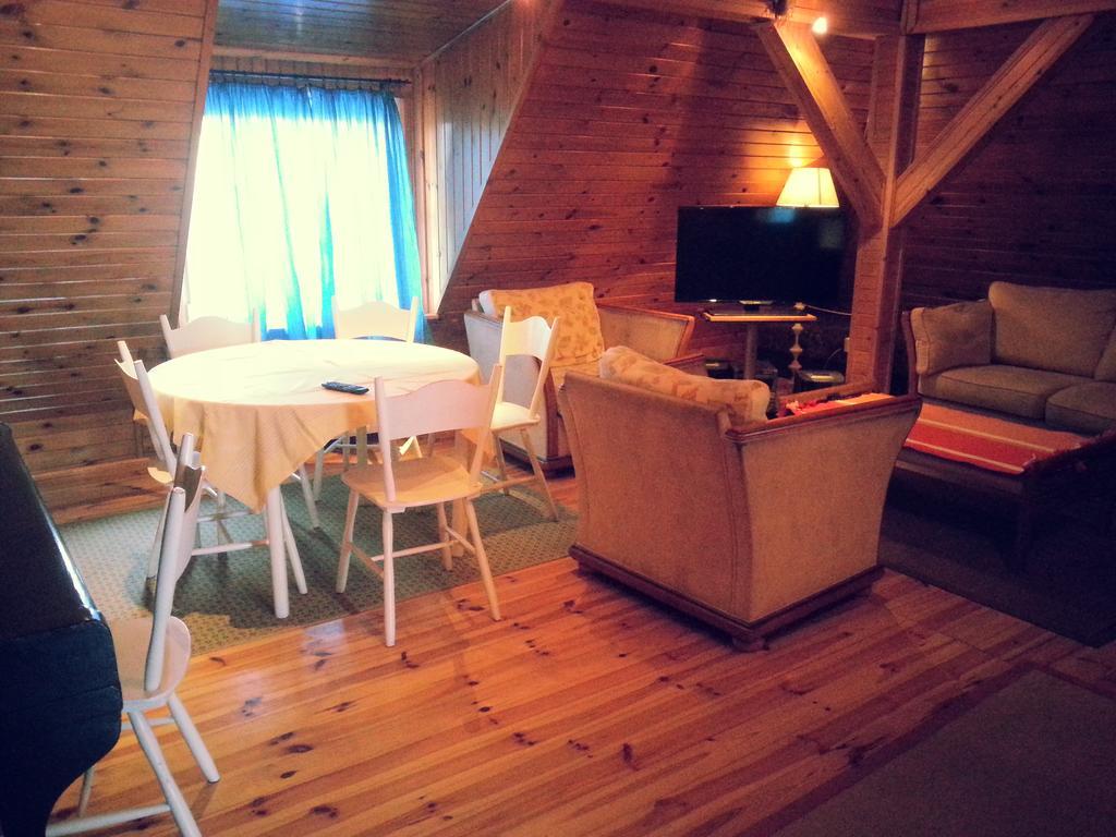 Willa Pod Krokodylem Łeba Esterno foto